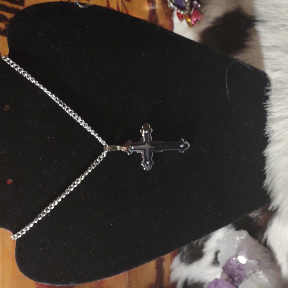 Steel Nation Men's cross necklace NWT